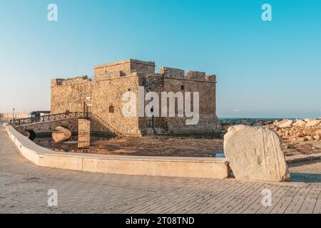 Paphos Castle bei Sonnenaufgang. Architektur von Zypern. Stockfoto