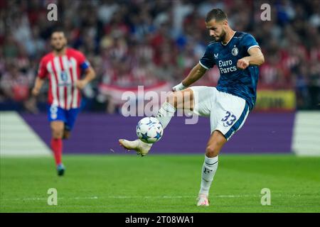 Madrid, Spanien. Oktober 2023. David Hancko aus Feyenoord spielte am 4. Oktober 2023 im Civitas Mertropolitano Stadium in Madrid, Spanien, während des UEFA Champions League-Spiels, Gruppe E, zwischen Atletico de Madrid und Feyenoord. (Foto: Cesar Cebolla/PRESSINPHOTO) Credit: PRESSINPHOTO SPORTS AGENCY/Alamy Live News Stockfoto