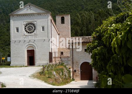 Italien Umbrien Valnerina Sant'Anatolia di Narco San Felice e Mauro Abbey die Kirche Stockfoto