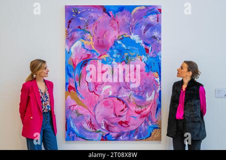 London, Großbritannien. Oktober 2023. Michaela Yearwood-Dan, The Summit of Beauty and Love, 2020 Schätzung: £60.000-80.000 - Vorschau auf Phillips' Frieze Week 20th and 21st Century & Contemporary Art Auctions. Guy Bell/Alamy Live News Stockfoto
