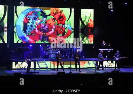 Hollywood FL, USA. Oktober 2023. Chicago tritt am 4. Oktober 2023 im Hard Rock Live im Seminole Hard Rock Hotel & Casino in Hollywood, Florida auf. Quelle: Mpi04/Media Punch/Alamy Live News Stockfoto