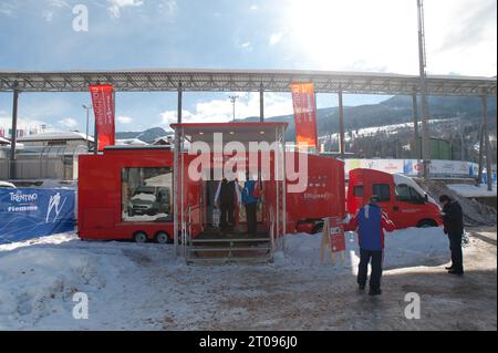 Viessmann Selection Truck FIS Nordische Ski Weltmeisterschaft 10 km der Frauen in Val di Fiemme, Italien am 26.02.2013 Stockfoto