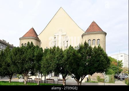 Wien, Österreich. Die Transfigurationskirche ist eine evangelisch-lutherische Kirche im 2. Wiener Bezirk Leopoldstadt Stockfoto