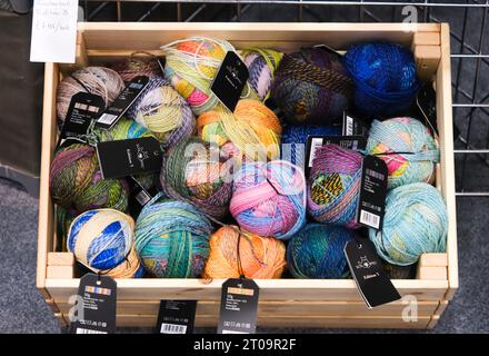 Alexandra Palace, London, Großbritannien. Oktober 2023. Die Knitting & Stitching Show im Alexandra Palace im Norden Londons. Quelle: Matthew Chattle/Alamy Live News Stockfoto