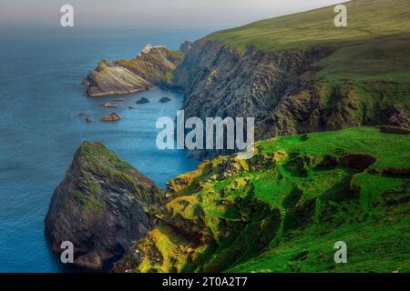 Die dramatische Küste der Hermaness auf Unst, Shetland Islands. Stockfoto