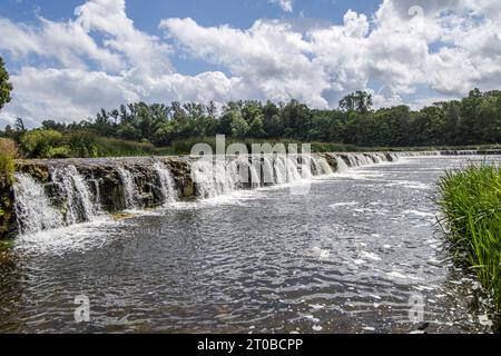Venta Rapid Wasserfall. Ventas Rumba, der breiteste Wasserfall Europas, Kuldiga, Lettland. Stockfoto