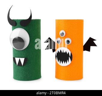 Monster aus Filz isoliert auf weiß. Halloween Dekoration Stockfoto