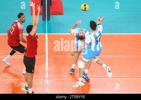 Luciano De Cecco, Martin Ramos (Argentinien), Abdelrahman Seoudy (Ägypten). Volleyball-Weltmeisterschaft 2022. Stockfoto