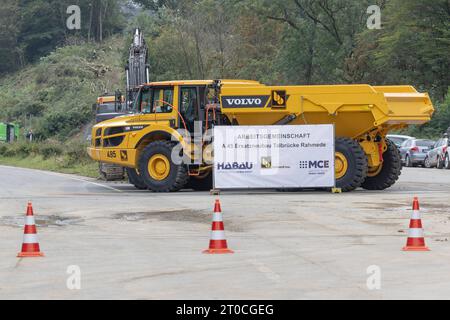 Pressetermin zum offiziellen Baubeginn der Talbrücke Rahmede. Baubeginn Talbrücke Rahmede am 05.10.2023 in Lüdenscheid/Deutschland. *** Pressetag für den offiziellen Baubeginn des Viaduktviadukts Rahmede Baubeginn Viaduktviadukt Rahmede am 05 10 2023 in Lüdenscheid Deutschland Credit: Imago/Alamy Live News Stockfoto