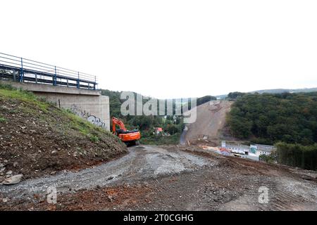 Pressetermin zum offiziellen Baubeginn der Talbrücke Rahmede. Baubeginn Talbrücke Rahmede am 05.10.2023 in Lüdenscheid/Deutschland. *** Pressetag für den offiziellen Baubeginn des Viaduktviadukts Rahmede Baubeginn Viaduktviadukt Rahmede am 05 10 2023 in Lüdenscheid Deutschland Credit: Imago/Alamy Live News Stockfoto