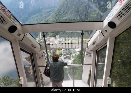 Die Salzbergbahn Hallstatt in Hallstatt, Oberösterreich, gilt als eine der schönsten und instagrammfähigsten Städte Stockfoto