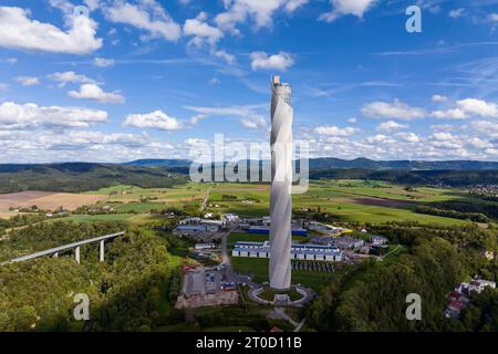 Prüfturm TK-Elevator, 246 Meter hoher Prüfturm für Express- und Hochgeschwindigkeitsaufzüge, höchste Aussichtsplattform Deutschlands, Drohnenfoto, Rottweil Stockfoto