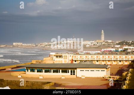 Blick über Casablanca vom Strand Corniche, Marokko. Stockfoto