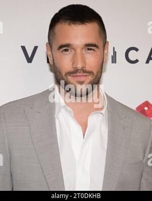 Westwood, Kalifornien, USA. Oktober 2023. Josh Bowman. Los Angeles Premiere von Mirandas Opfer im Regency Bruin Theatre. Foto Copyright: XBillyxBennight/AdMediax/MediaPunchx Credit: Imago/Alamy Live News Stockfoto