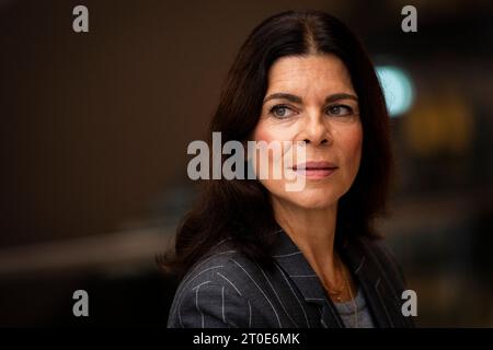 Ellen Hillingsoe bei einer Pressekonferenz für die dänische Thriller-Serie „Oxen“ in den Sorte Diamant in Kopenhagen am Freitag, den 6. Oktober 2023. Oxen ist eine neue dänische Thriller-Serie von TV2 über die Jaeger-Soldaten (Spezialeinsatzkräfte) Ochsen. (Foto: Ida Marie Odgaard/Ritzau Scanpix) Stockfoto