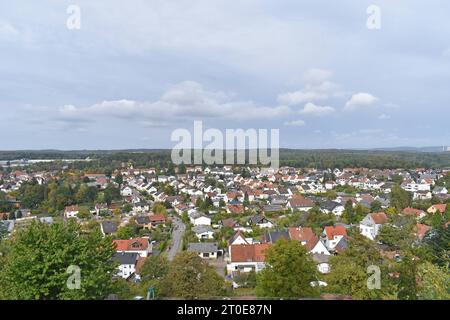 Die saarländische Gemeinde Kirkel am Donnerstag 05.10.2023. Im Bild: Die Aussicht von der Burg über Kirkel *** die saarländische Gemeinde Kirkel am Donnerstag 05 10 2023 im Bild der Blick von der Burg über Kirkel Bub Stockfoto