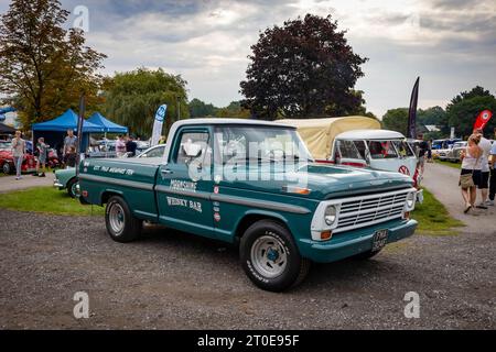 North West Casual Classic’s Car Club Veranstaltung im Burtonwood Heritage Centre, Warrington, im September 2023 Stockfoto