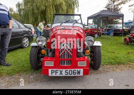 North West Casual Classic’s Car Club Veranstaltung im Burtonwood Heritage Centre, Warrington, im September 2023 Stockfoto