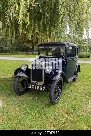 North West Casual Classic’s Car Club Veranstaltung im Burtonwood Heritage Centre, Warrington, im September 2023 Stockfoto