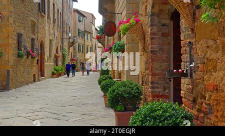 Gasse in Pienza, Orcia-Tal, Val d'Orcia, Provinz Siena, Toskana, Toscana, Italien, Italien Stockfoto