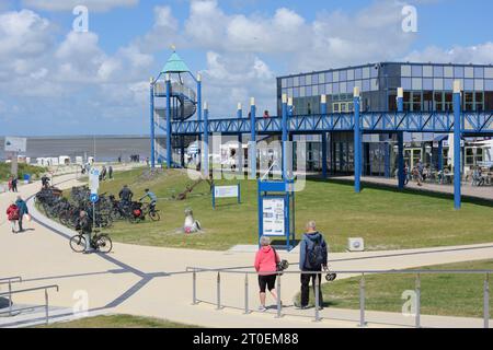 Deutschland, Niedersachsen, Norddeich, Haus des Gastes. Stockfoto