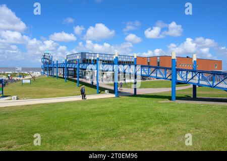 Deutschland, Niedersachsen, Norddeich, Haus des Gastes. Stockfoto