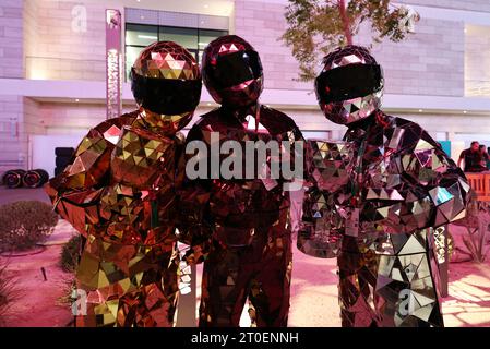 Doha, Katar. Oktober 2023. Fahrerlager-Atmosphäre. Formel-1-Weltmeisterschaft, Rd 18, großer Preis von Katar, Freitag, 6. Oktober 2023. Doha, Katar. Quelle: James Moy/Alamy Live News Stockfoto