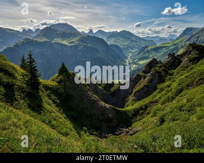 An den Gipslöchern oberhalb Lech am Arlberg Stockfoto