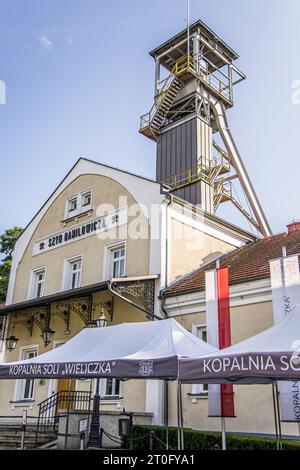 Wieliczka, Polen - 16. Juli 2023: Salzbergwerk Wieliczka Danilowicz Schacht Hauptgebäude des Salzbergwerks Wieliczka Museum unterirdisches Salzmuseum Stockfoto