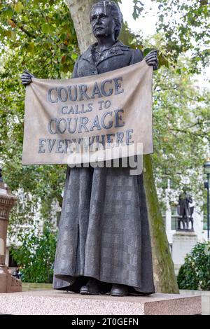 Dame Millicent Garrett Fawcett Statue auf dem Parliament Square Westminster London, Aktivistin und Politikerin, England, Großbritannien Stockfoto