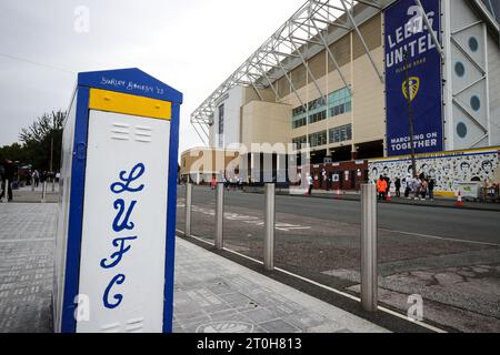 Leeds, Großbritannien. Oktober 2023. Eine allgemeine Ansicht vor dem Elland Road Stadium vor dem Sky Bet Championship Match Leeds United vs Bristol City in der Elland Road, Leeds, Großbritannien, 7. Oktober 2023 (Foto: James Heaton/News Images) in Leeds, Großbritannien am 7. Oktober 2023. (Foto: James Heaton/News Images/SIPA USA) Credit: SIPA USA/Alamy Live News Stockfoto