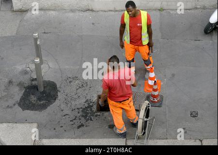 Mailand (Italien), Verlegung von Glasfaserkabeln Stockfoto