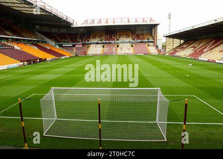 The University of Bradford Stadium, Bradford, England - 7. Oktober 2023 Allgemeine Ansicht des Bodens - vor dem Spiel Bradford City gegen Swindon Town, Sky Bet League Two, 2023/24, University of Bradford Stadium, Bradford, England - 7. Oktober 2023 Credit: Arthur Haigh/WhiteRosePhotos/Alamy Live News Stockfoto