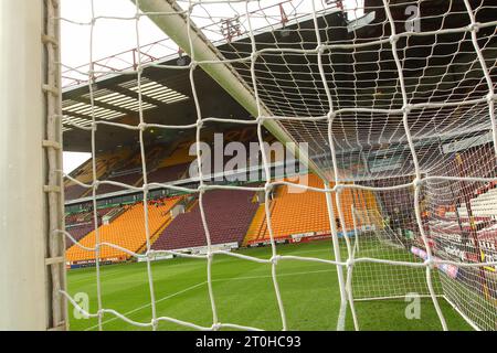 The University of Bradford Stadium, Bradford, England - 7. Oktober 2023 Allgemeine Ansicht des Bodens - vor dem Spiel Bradford City gegen Swindon Town, Sky Bet League Two, 2023/24, University of Bradford Stadium, Bradford, England - 7. Oktober 2023 Credit: Arthur Haigh/WhiteRosePhotos/Alamy Live News Stockfoto