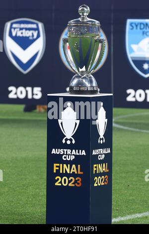 7. Oktober 2023; Allianz Stadium, Sydney, NSW, Australien: Australia Cup Final Football, Sydney FC gegen Brisbane Roar; der Australia Cup auf dem Display Plynth Stockfoto