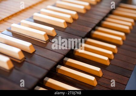 Tastatur einer Pfeifenorgel Stockfoto