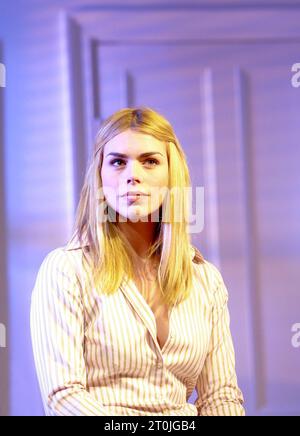 Billie Piper (Ann) in TREATS von Christopher Hampton im Garrick Theatre, London WC2 08/03/2007 Design: Jeremy Herbert Beleuchtung: Mark Henderson Regie: Laurence Boswell Stockfoto