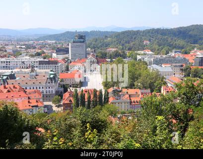 Der Congres-Platz in ljubljana der Hauptstadt Sloweniens in Europa Blick von oben und Gebäude Stockfoto