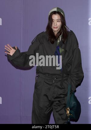 Seoul, Südkorea. Oktober 2023. Die südkoreanische Schauspielerin Jun Ji-hyun nimmt am 6. Oktober 2023 an einem Fotobesuch zum BURBERRY Rose Pop-up Store Event in Seoul Teil. (Foto: Lee Young-HO/SIPA USA) Credit: SIPA USA/Alamy Live News Stockfoto