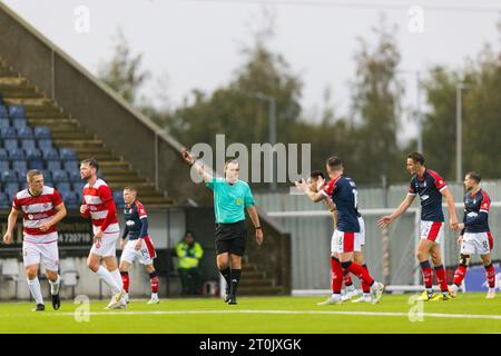 Falkirk, Schottland. Oktober 2023. Euan Anderson übernimmt heute das Spiel Falkirk vs Hamilton Academical - Cinch League 1 Credit: Raymond Davies / Alamy Live News Stockfoto