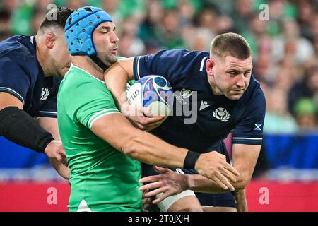 Saint Denis, Frankreich. Oktober 2023. Tadhg BEIRNE aus Irland und Finn RUSSELL aus Schottland während der WM 2023, Pool B Rugby union Spiel zwischen Irland und Schottland am 7. Oktober 2023 im Stade de France in Saint-Denis bei Paris, Frankreich - Foto Matthieu Mirville/DPPI Credit: DPPI Media/Alamy Live News Stockfoto