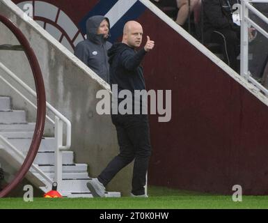 Edinburgh, Großbritannien. Oktober 2023. Scottish Premiership - Heart of Midlothian FC gegen Hibernian FC iptcyear2}1007 Steven Naismith, als Hearts im Tynecastle Stadium, Edinburgh, UK gegen die Stadtrivalen Hibs antritt. Credit: Ian Jacobs/Alamy Live News Stockfoto