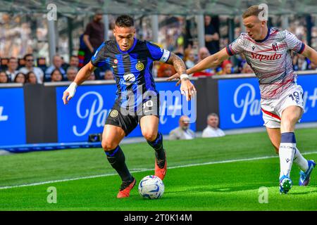 Mailand, Italien. Oktober 2023. Lautaro Martinez (10) von Inter war während des Spiels zwischen Inter und Bologna in Giuseppe Meazza in Mailand zu sehen. (Foto: Gonzales Photo/Alamy Live News Stockfoto