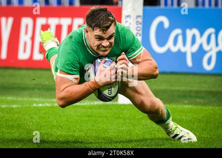 Saint Denis, Frankreich. Oktober 2023. Garry RINGROSE aus Irland erzielt seinen Versuch während der WM 2023, Pool B Rugby union Spiel zwischen Irland und Schottland am 7. Oktober 2023 im Stade de France in Saint-Denis bei Paris, Frankreich - Foto Matthieu Mirville/DPPI Credit: DPPI Media/Alamy Live News Stockfoto