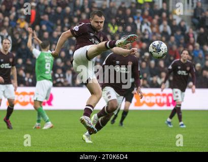 Edinburgh, Großbritannien. Oktober 2023. Scottish Premiership - Heart of Midlothian FC gegen Hibernian FC iptcyear2}1007 Heart's Mittelfeldspieler Alan Forrest, als Hearts im Tynecastle Stadium, Edinburgh, UK gegen die Stadtrivalen Hibs antreten. Credit: Ian Jacobs/Alamy Live News Stockfoto