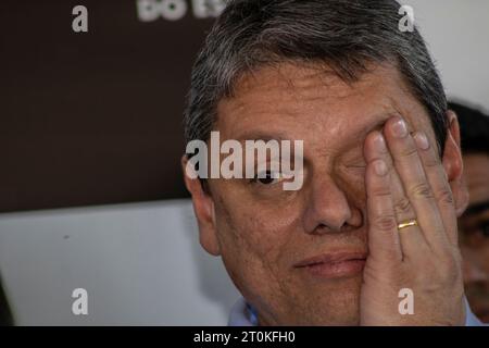 Marilia, São Paulo, Brasilien, 14. Juli 2023. Der Gouverneur des Bundesstaates Sao Paulo, Tarcício Gomes de Freitas, hält eine Rede in einer Straße, um ein Werk zu eröffnen Stockfoto
