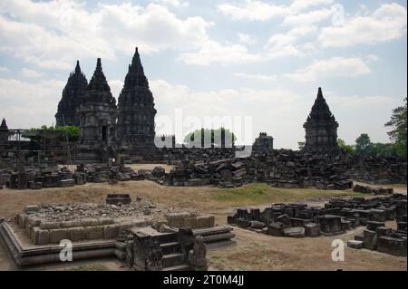 Prambanan Tempel - ein alter hinduistischer Tempelkomplex Stockfoto