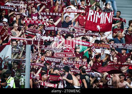 Die Fans der Torino-Fans jubeln während des Fußballspiels Nr. 8 JUVENTUS – TURIN am 7. Oktober 2023 im Allianz-Stadion in Turin, Piemont, Italien. Quelle: NurPhoto SRL/Alamy Live News Stockfoto