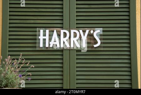 Harry's Dolce Vita italienisches Restaurant, Knightsbridge, London, UK - Café und Restaurant Stockfoto