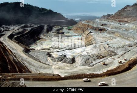 Papua-Neuguinea: OK-Tedi Kupfermine bei Tabubil. Stockfoto